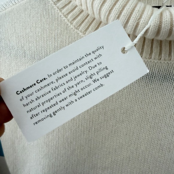 J.McLaughlin Women's Turtleneck Sweater Sz M Ivory Cashmere Minimalist NEW $398 - Picture 5 of 9